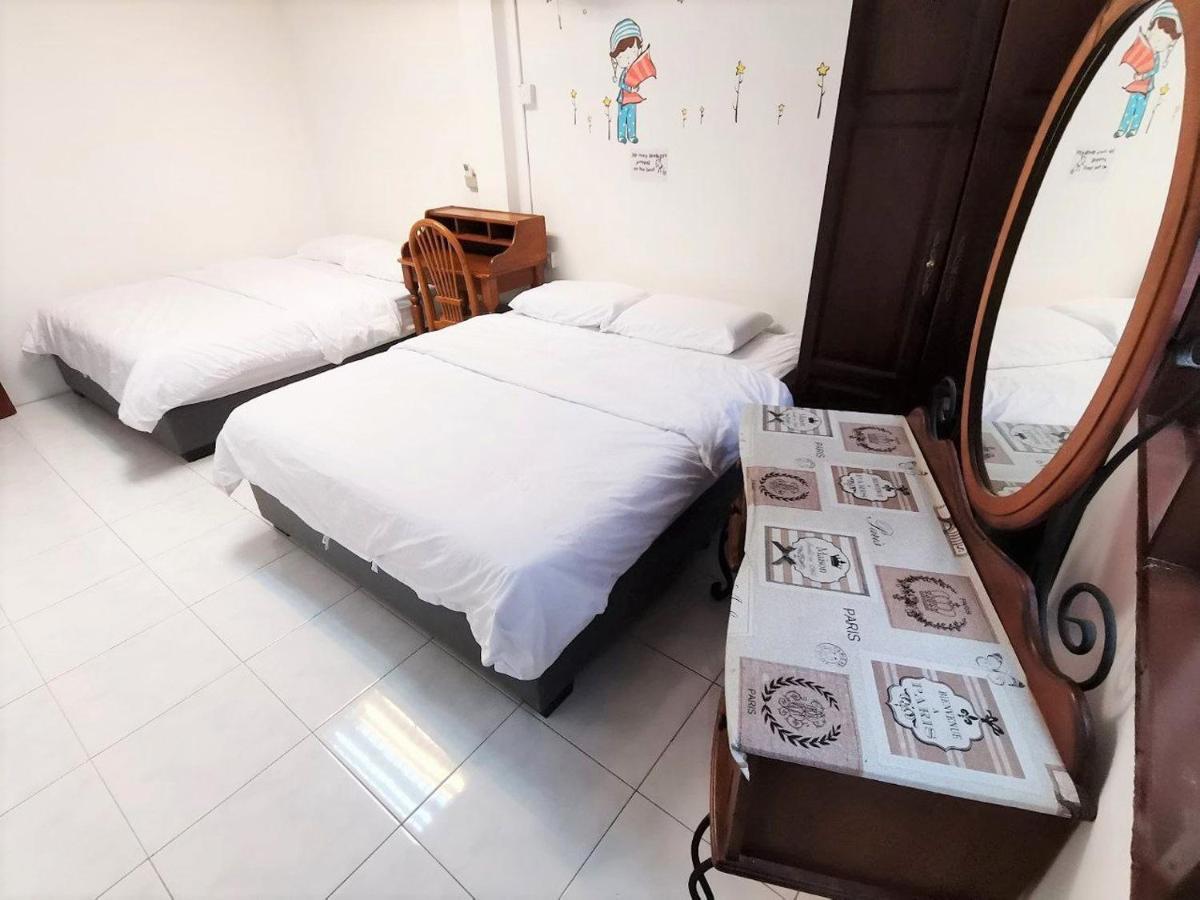 Singtown Guesthouse Mersing Exterior foto